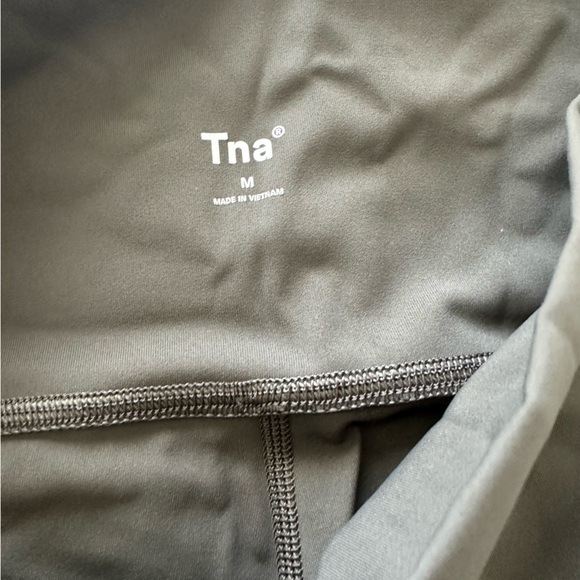 Aritzia TnAction
TNASLICK™ ATMOSPHERE HI-RISE LEGGING, River Bend, Medium - Picture 3 of 3